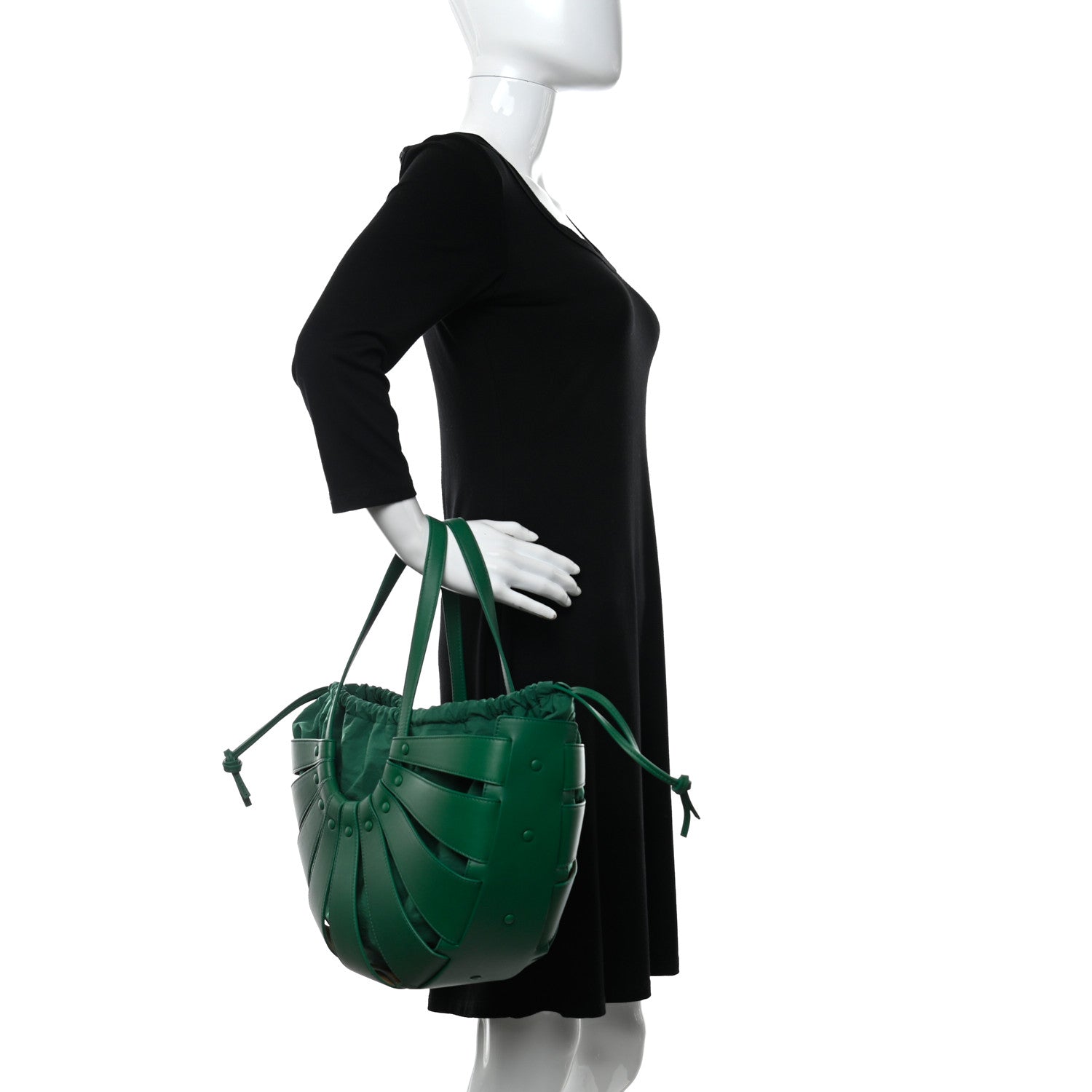 Bottega Veneta French Calfskin Shell Bag Racing Green 2 of 9