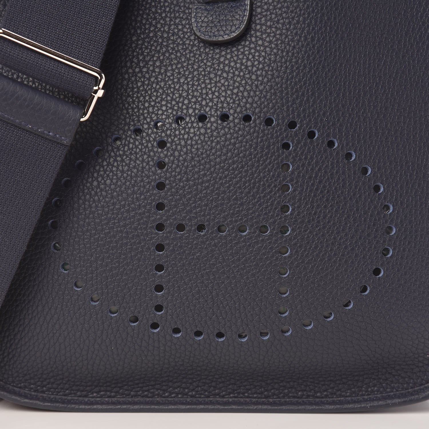 Hermes Taurillon Clemence Evelyne III PM Bleu Nuit 8 of 13