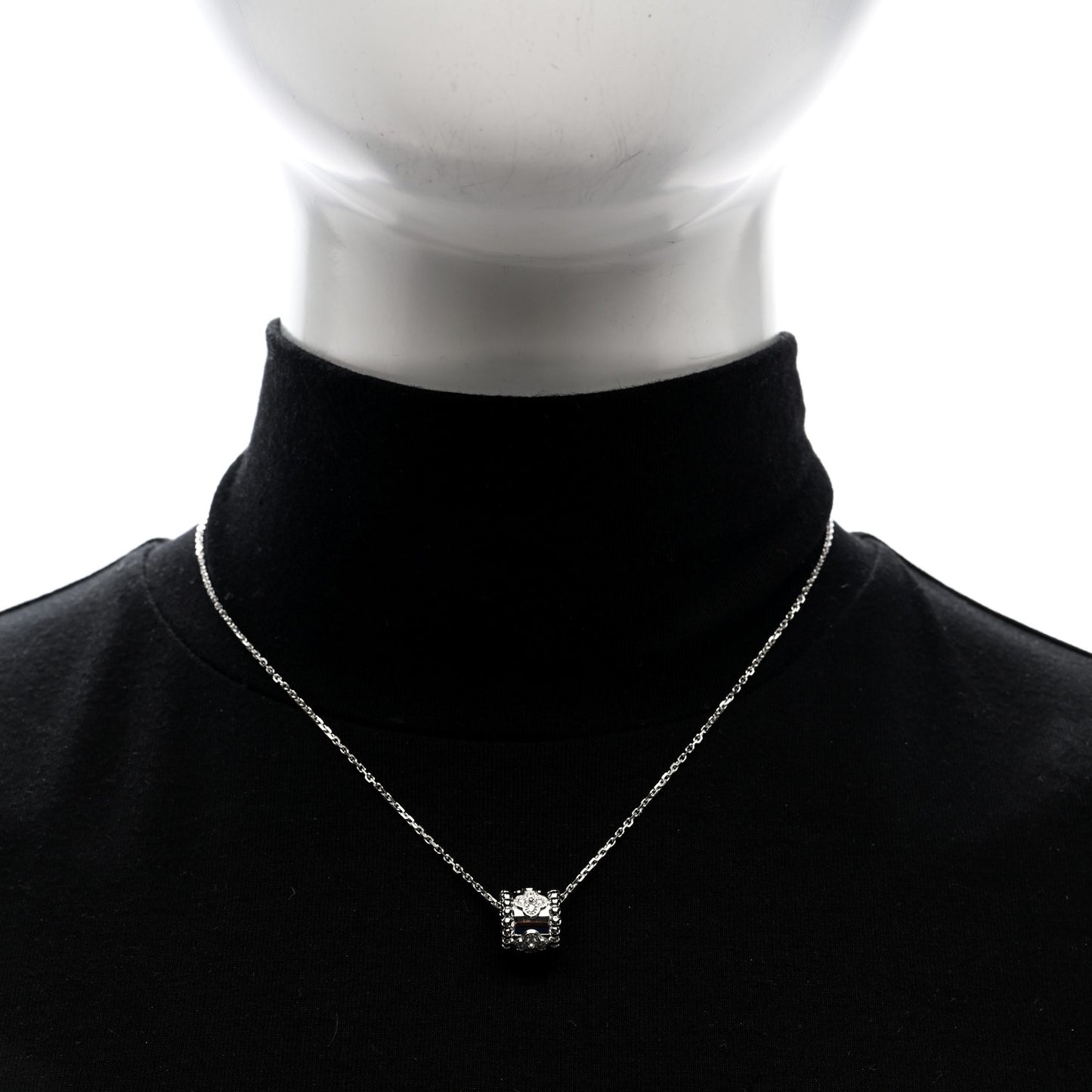 18K White Gold Diamond Small Perlee Clovers Pendant Necklace
