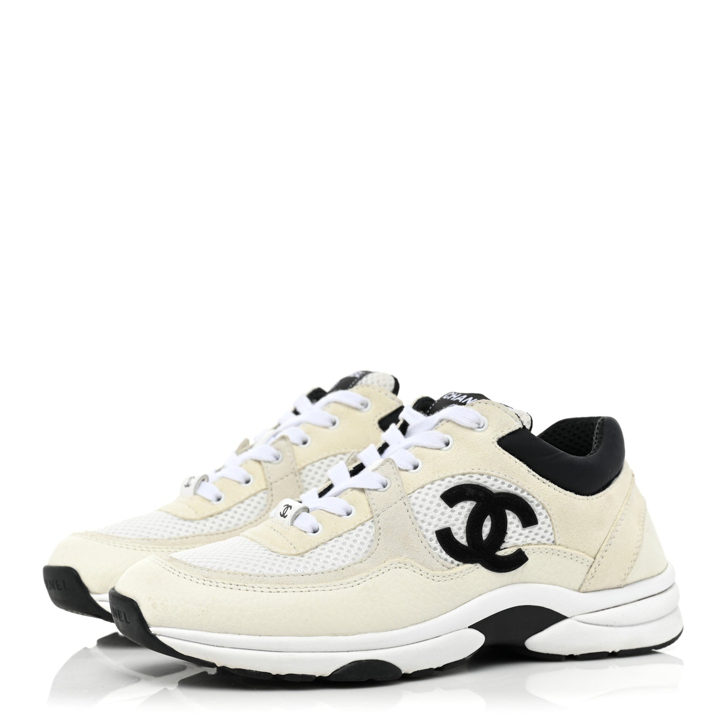 Mesh Suede Calfskin Grained Calfskin Womens CC Sneakers 37 White Black