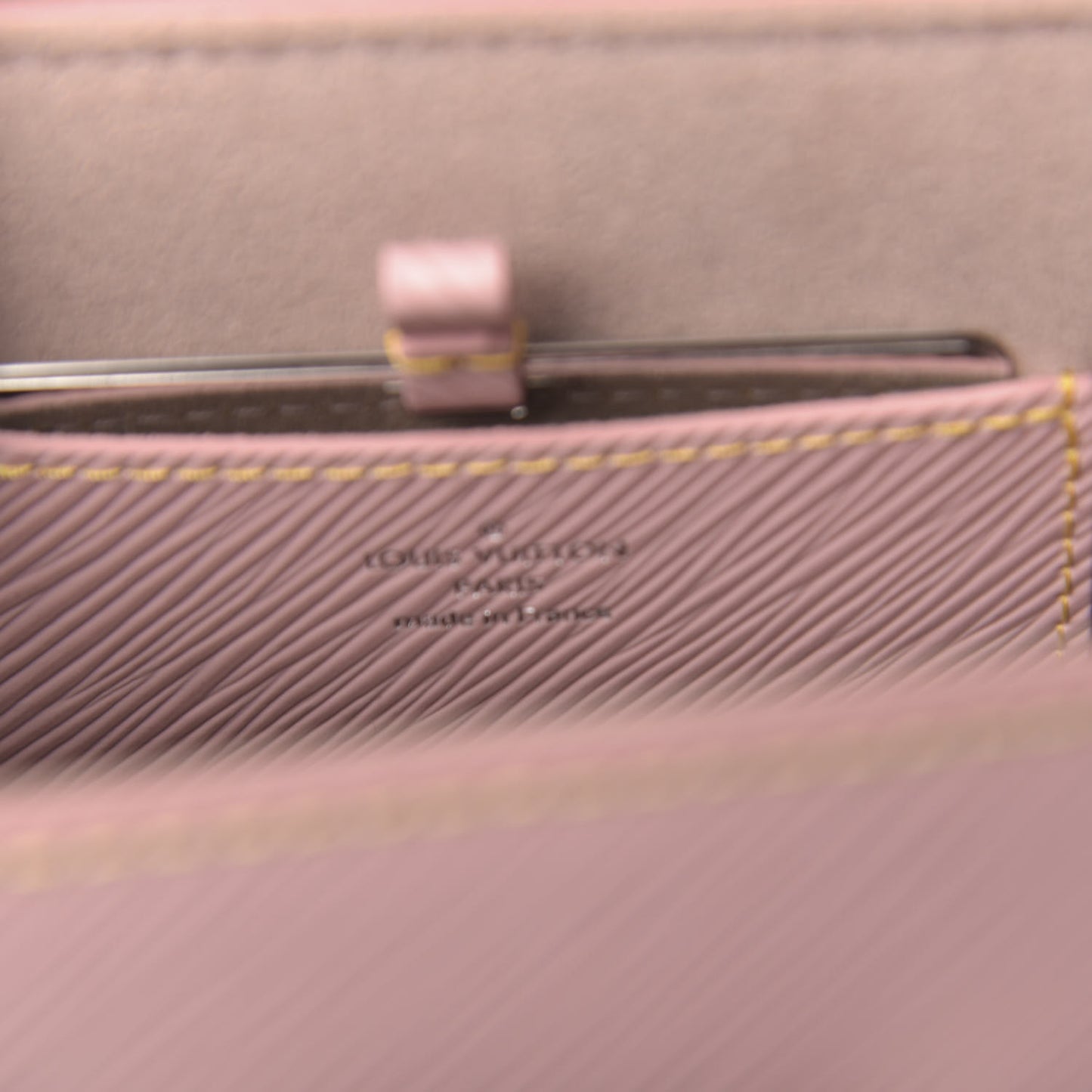 Epi Mechanical Flowers Twist Shoulder Bag MM Rose Ballerine