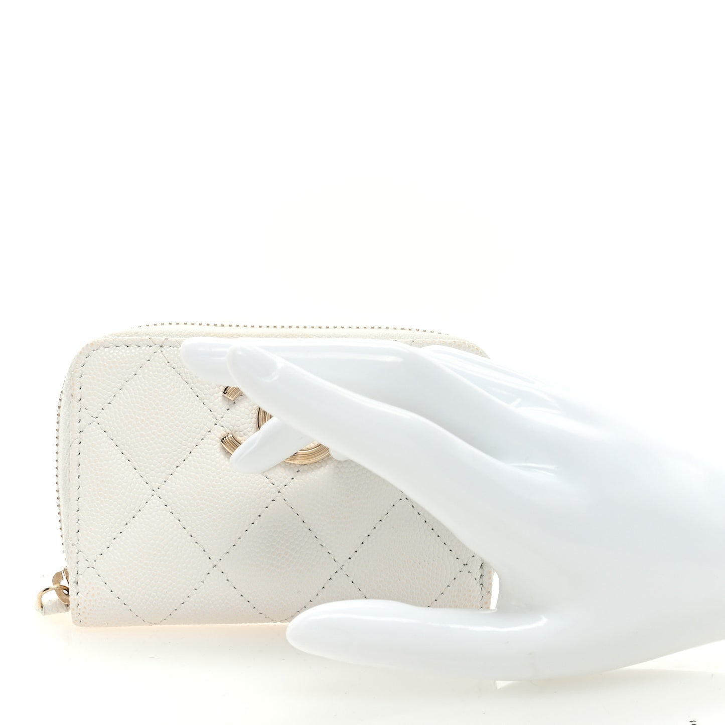 Caviar Quilted Striated CC Zip Coin Purse White