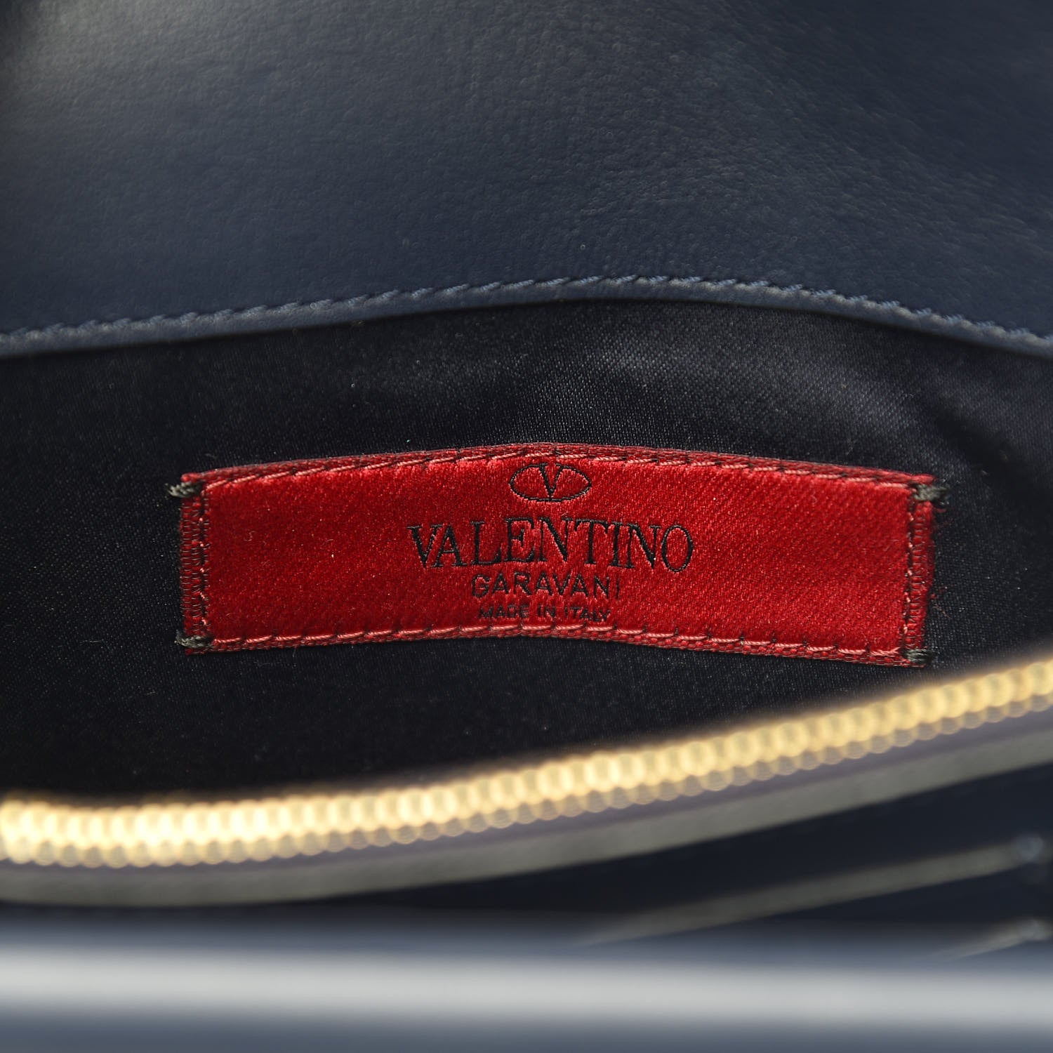 Valentino Garavani Calfskin Rockstud Wallet on Chain Marine 6 of 11