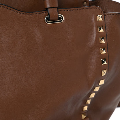 Valentino Garavani Vitello Medium Rockstud Tote Dark Noisette 18 of 21