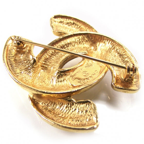 Gold Quilted CC Pin Broach
