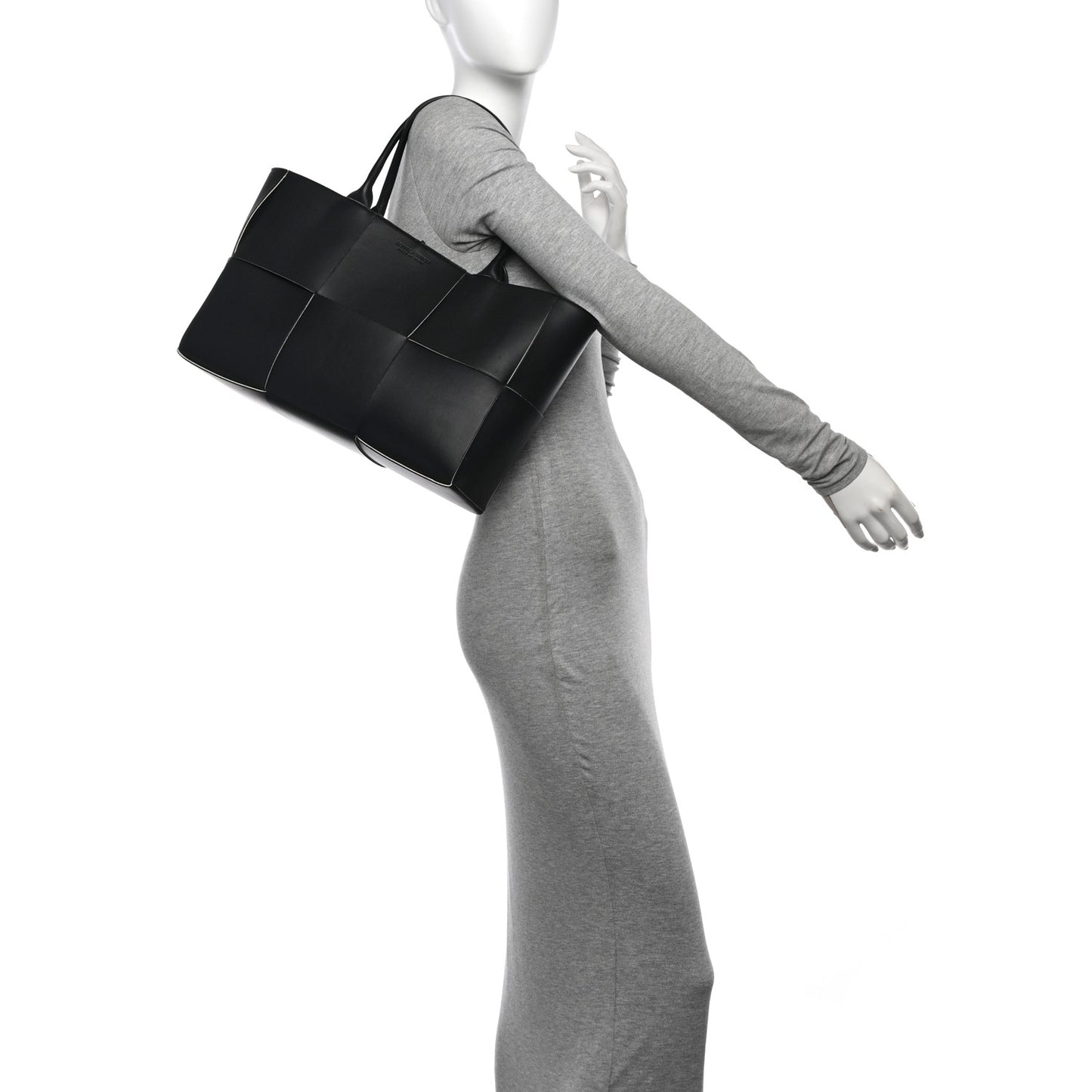 Nappa Maxi Intrecciato Medium Arco Tote Black White