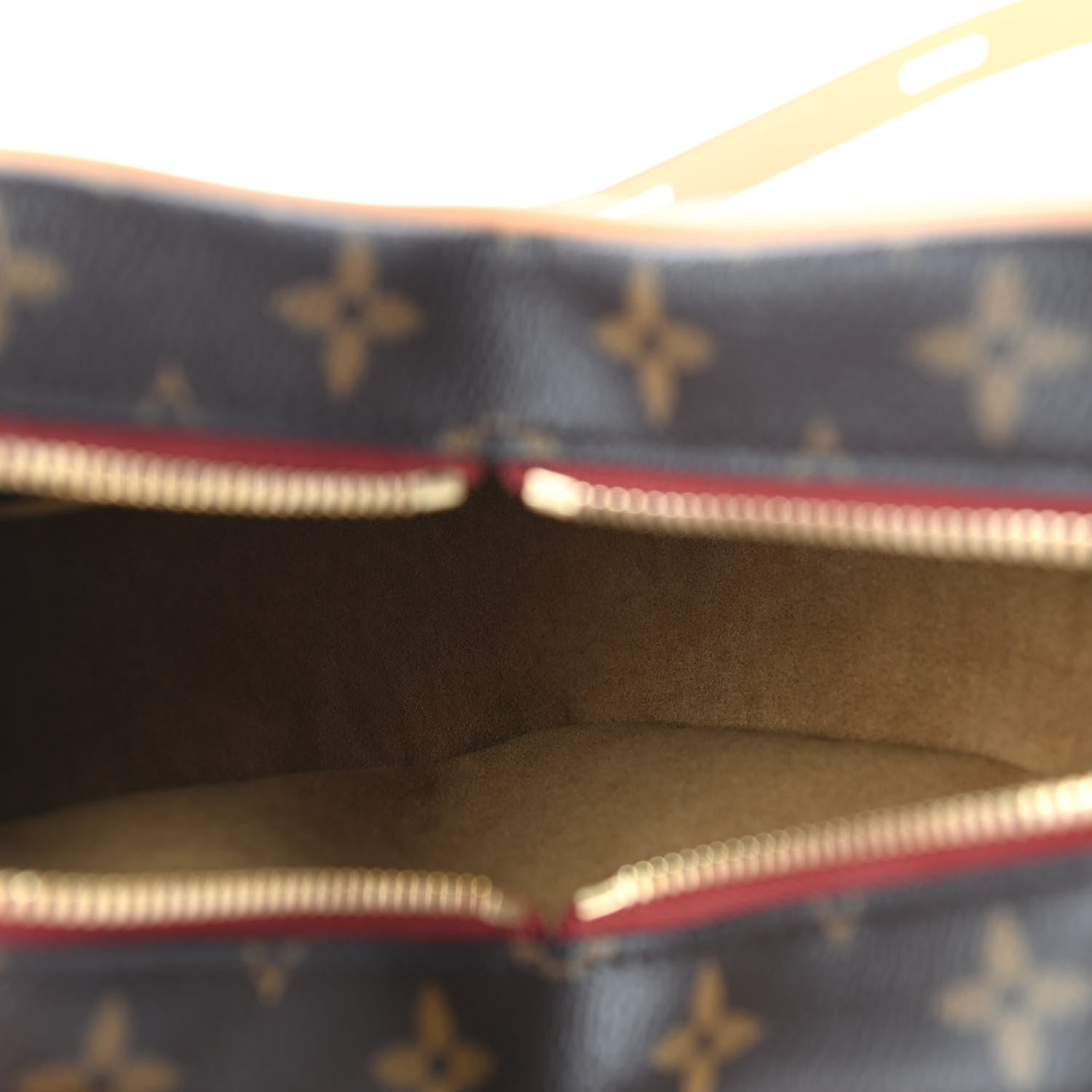 Louis Vuitton Monogram Game On Coeur 5 of 10