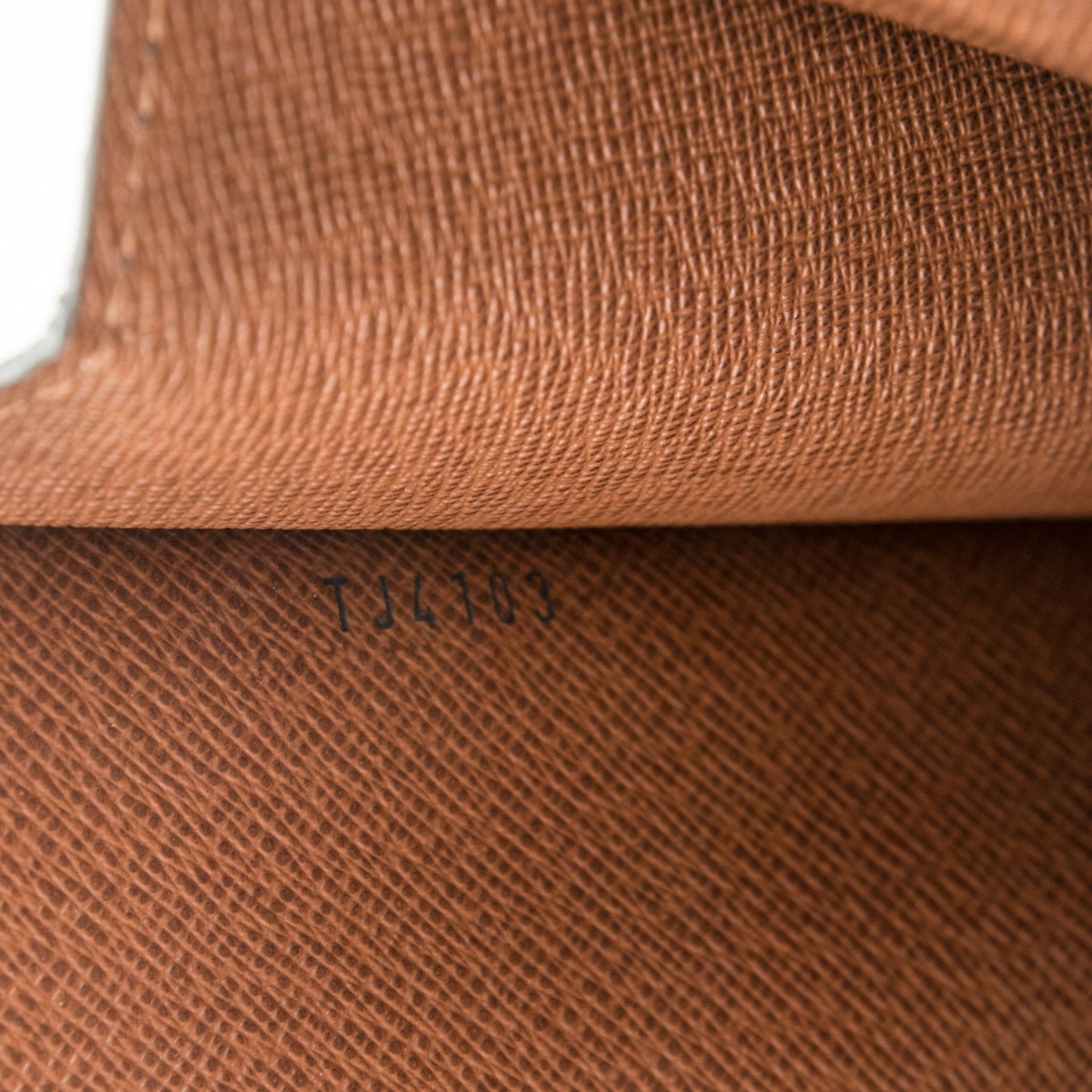Monogram Poche Documents Portfolio Case 39