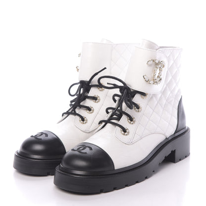 Chanel Shiny Goatskin Calfskin Quilted Lace Up Combat Boots 38.5 White Black 3 of 10