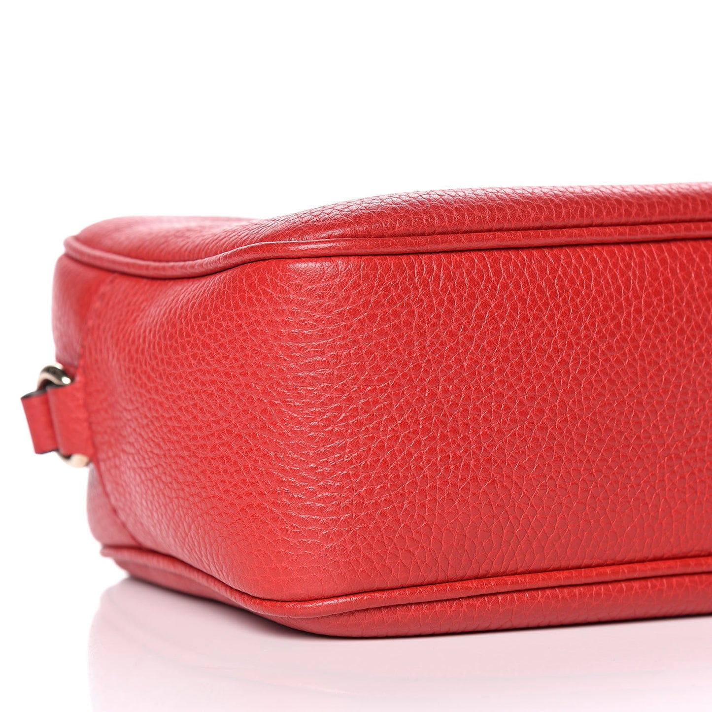 Pebbled Calfskin Small Soho Disco Bag Tabasco Red