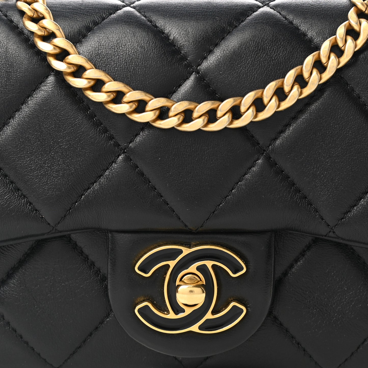Lambskin Enamel Quilted Mini Pending CC Square Flap Black