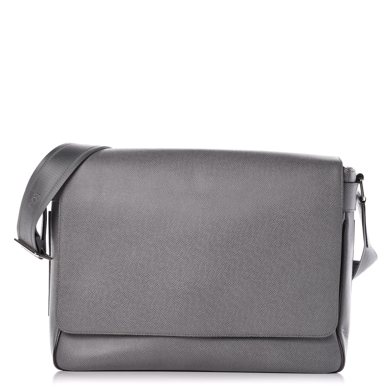 Louis Vuitton Taiga Roman Messenger GM Glacier 1 of 15