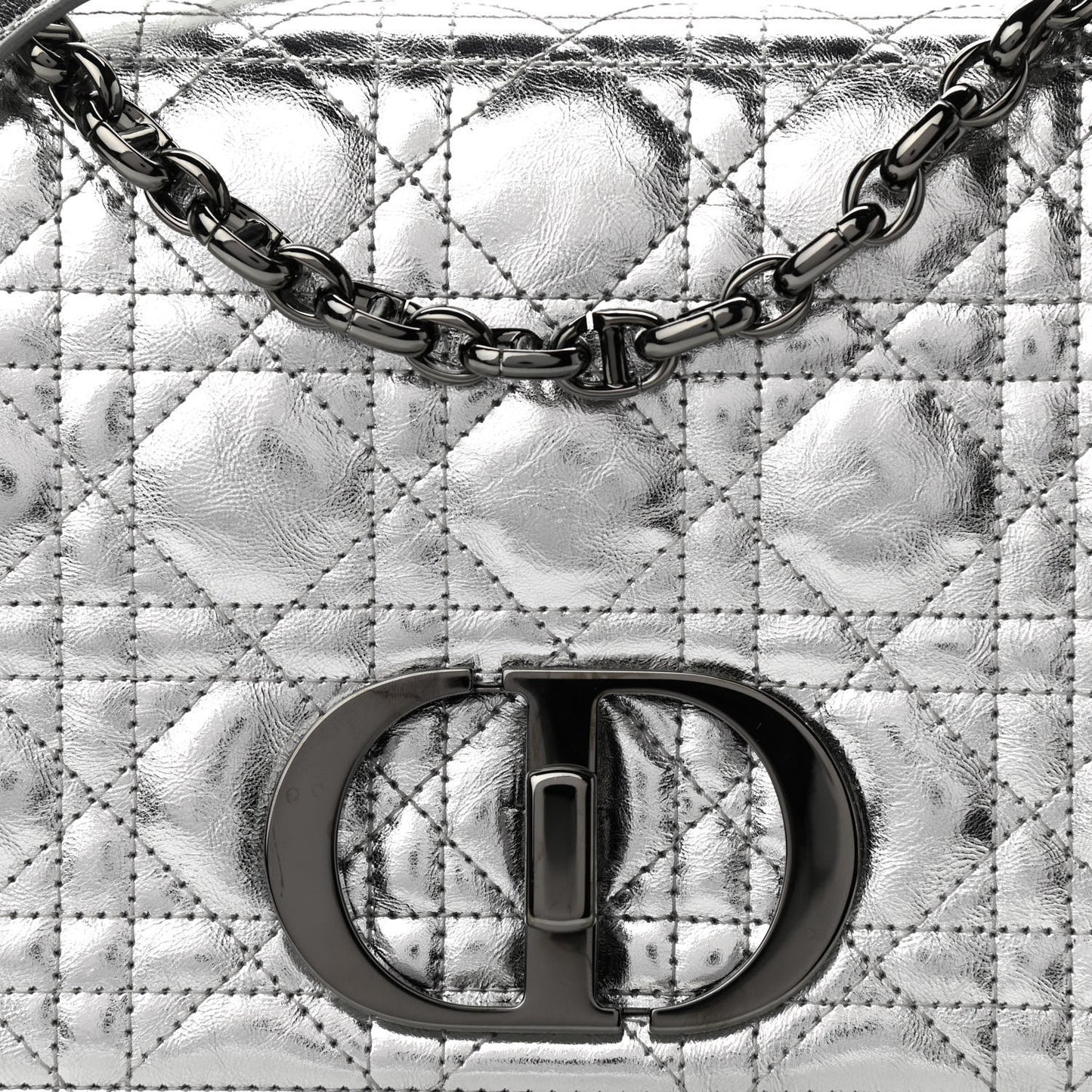 Metallic Calfskin Cannage Medium Caro Bag Argent