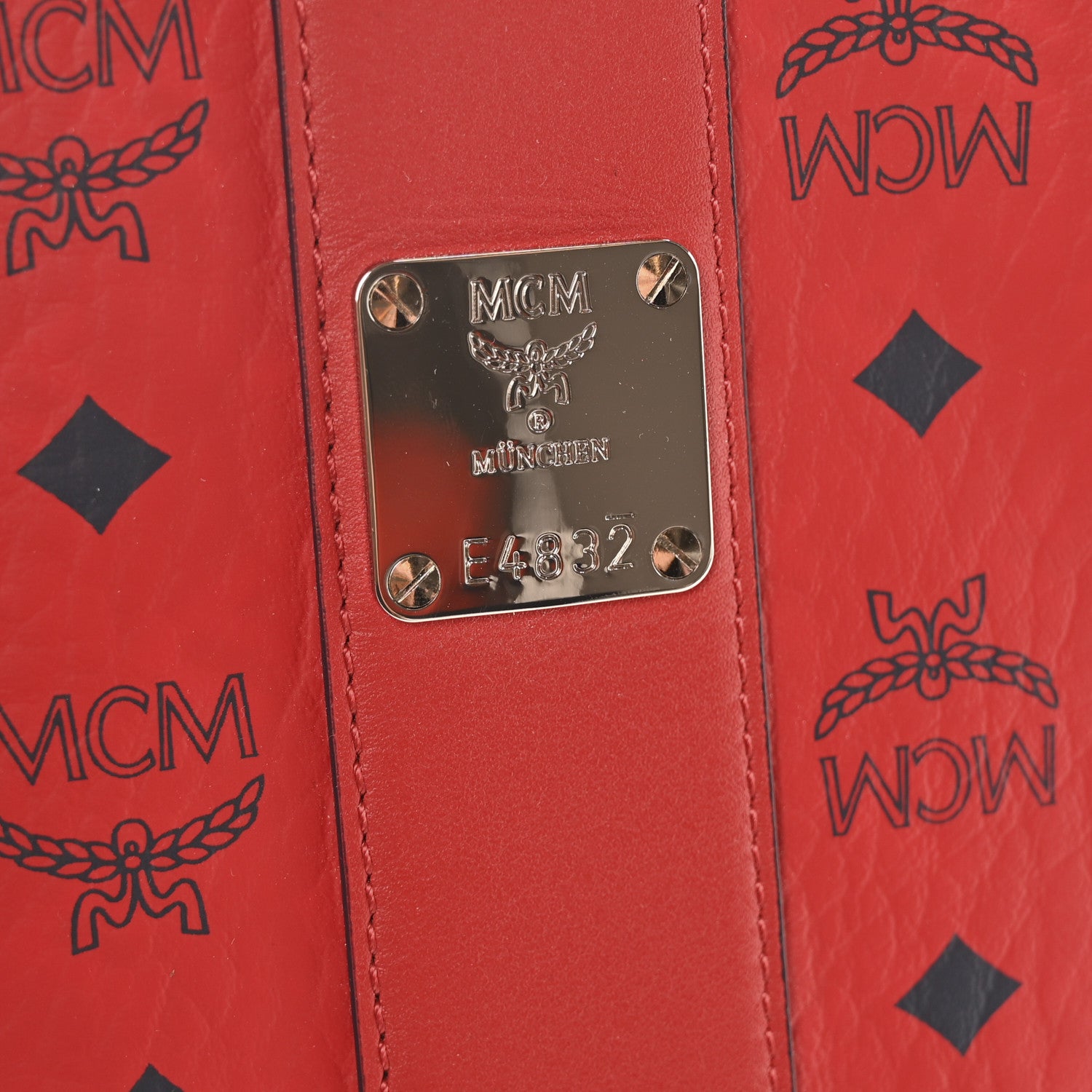 MCM Visetos Medium Liz Reversible Shopper Tote Candy Red 7 of 17