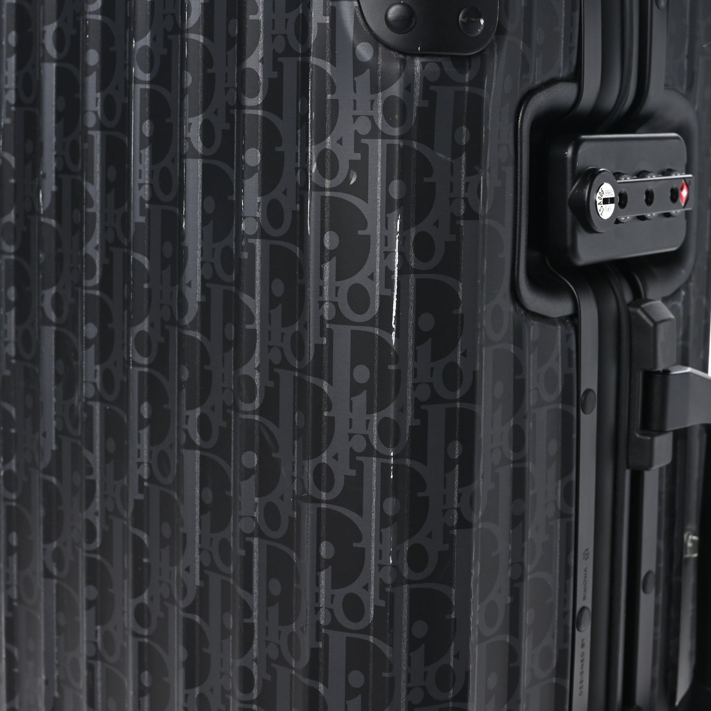 X RIMOWA Aluminum Gradient Cabin Luggage Black
