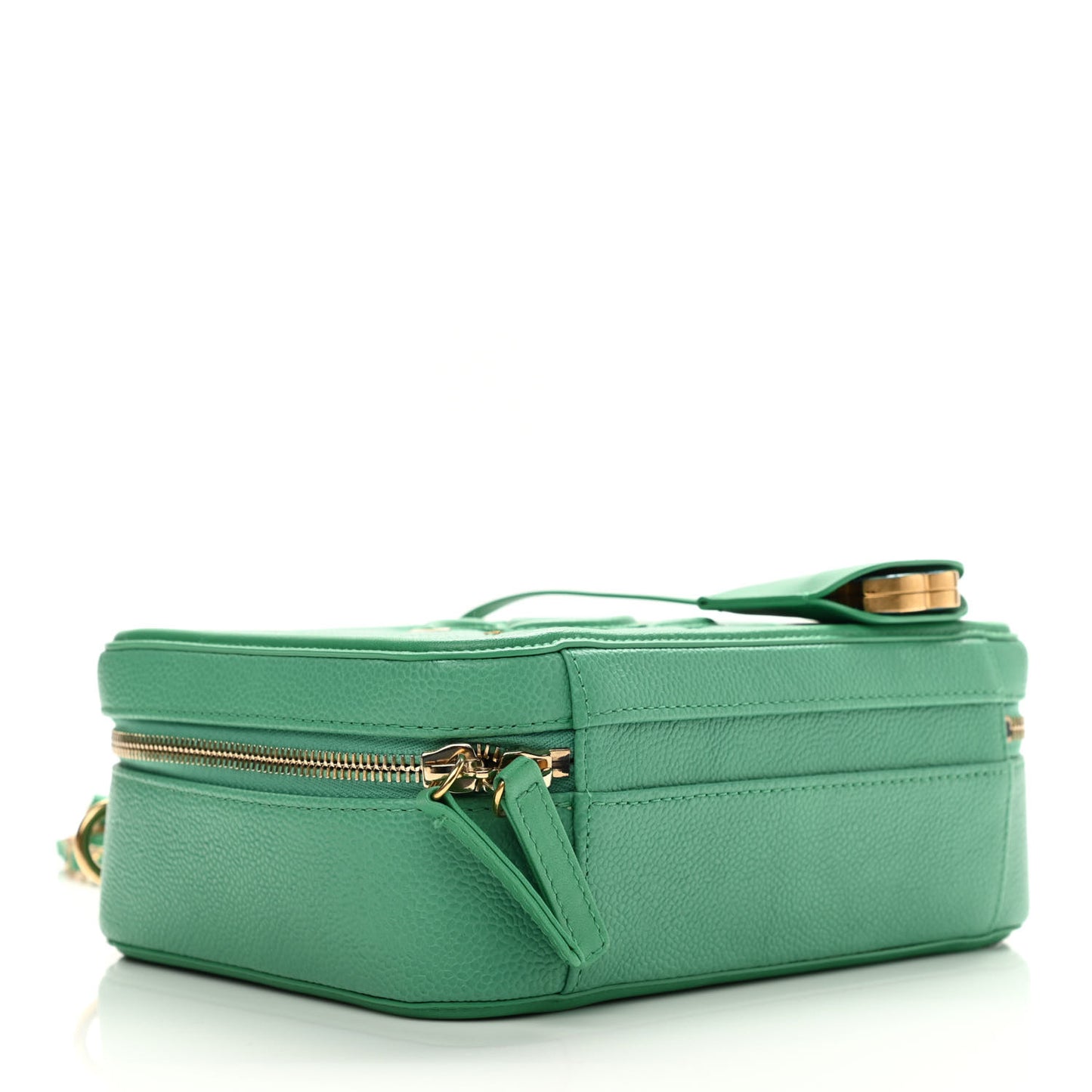 Caviar Quilted Medium CC Filigree Vanity Case Green