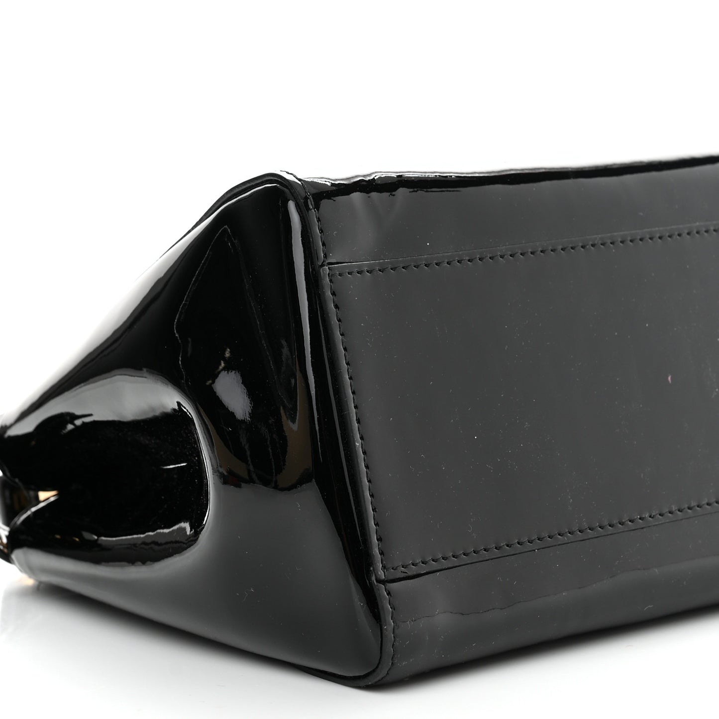 Vitello Vernice Mou Mini Peekaboo Iconic Satchel Black