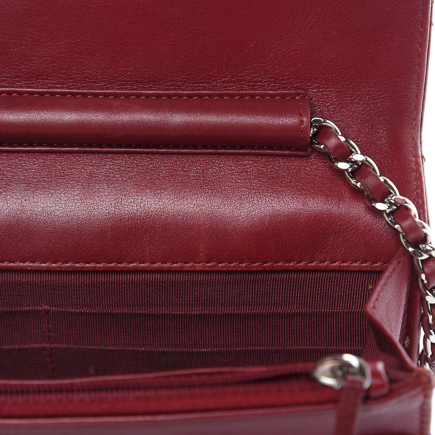 Patent Quilted Wallet On Chain WOC Red