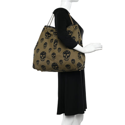 Alexander McQueen Canvas Skull Print Shoulder Bag Green Black 2 of 10