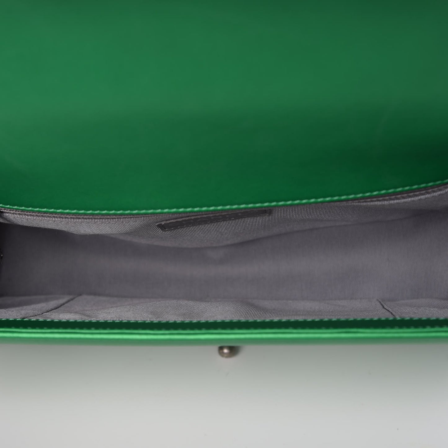 Metallic Calfskin Quilted New Medium Boy Flap Green
