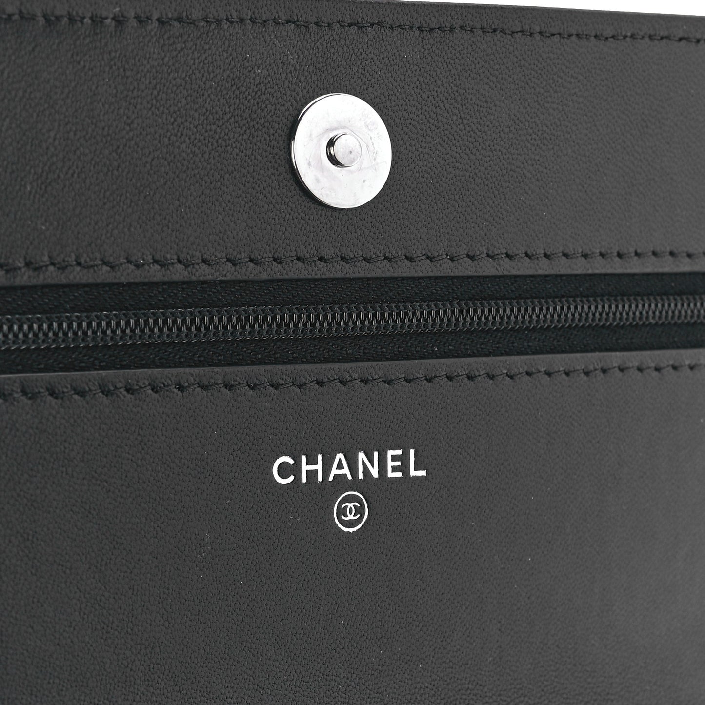 Lambskin Quilted Wallet On Chain WOC Black