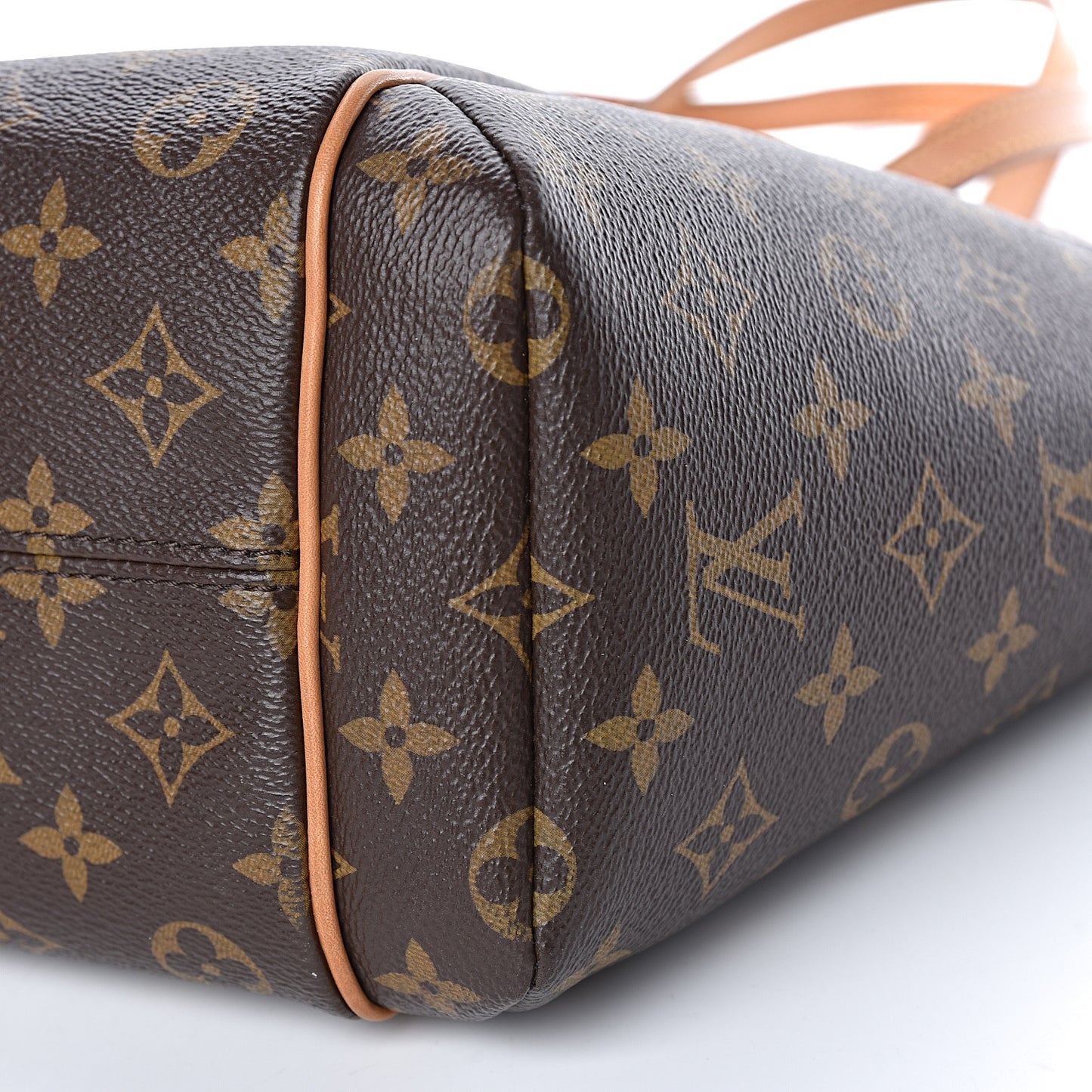 Monogram Totally PM