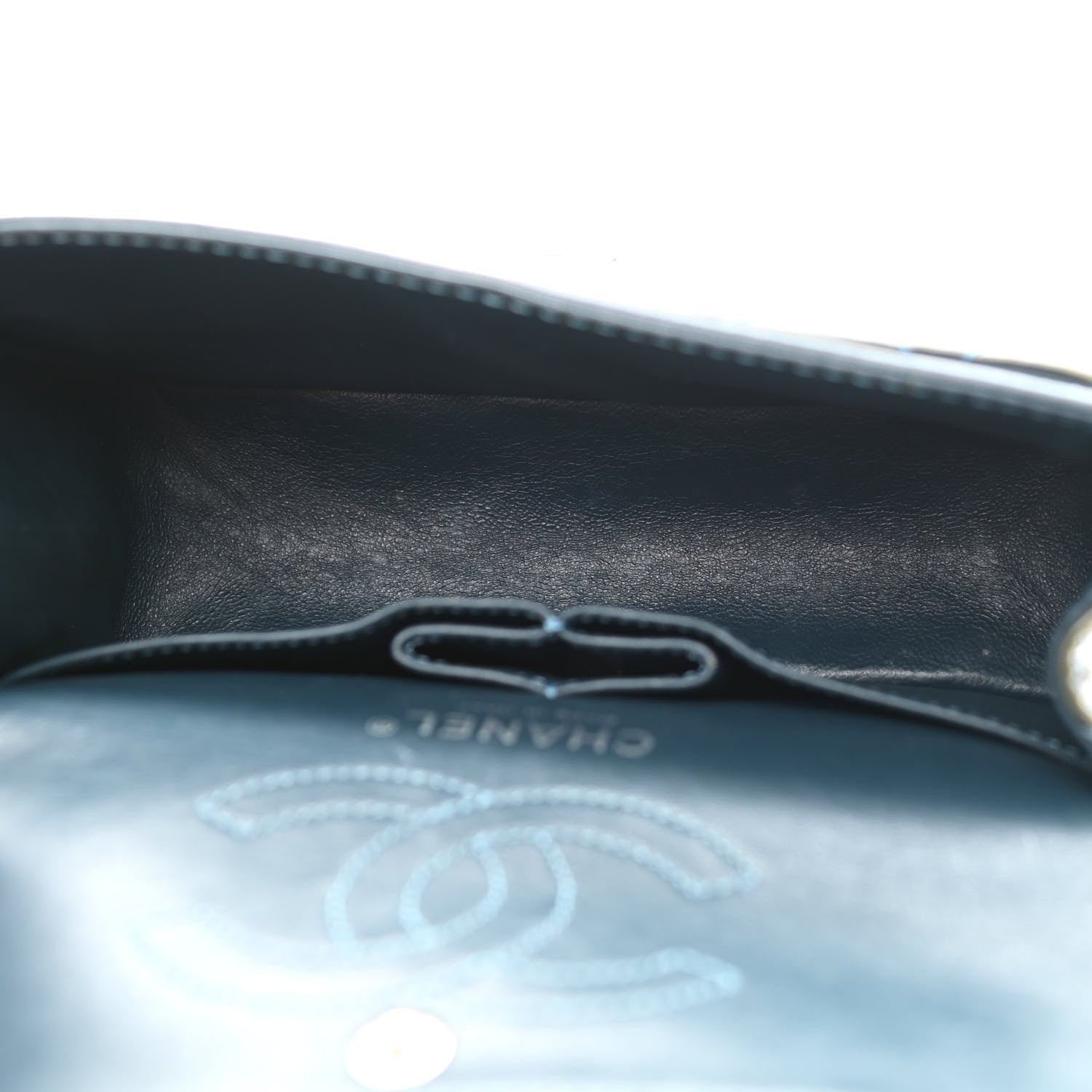 Chanel Patent 2.55 Reissue Flap 224 Blue 4 of 11