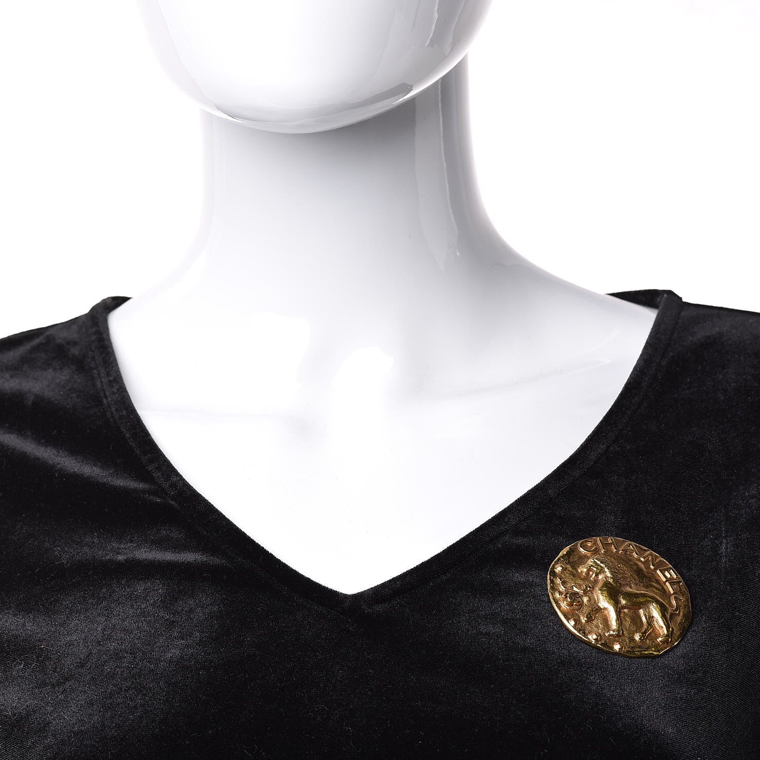 Chanel CC Lion Brooch Gold 2 of 6