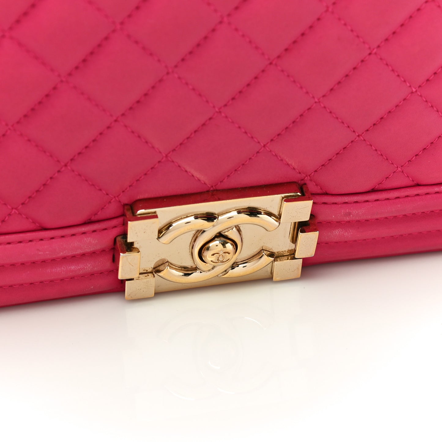 Lambskin Quilted Medium Boy Flap Pink