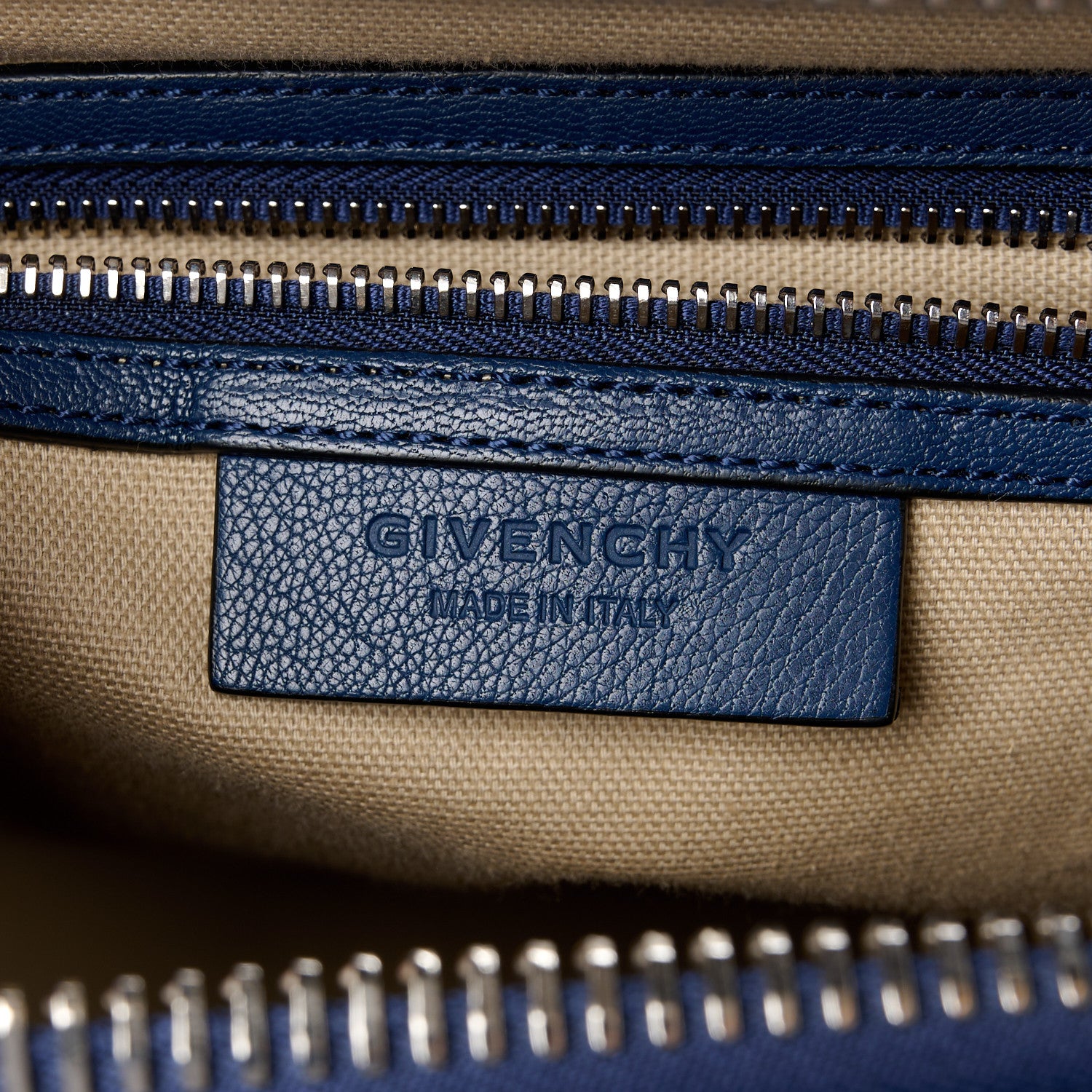 Givenchy Sugar Goatskin Medium Antigona Night Blue 7 of 13