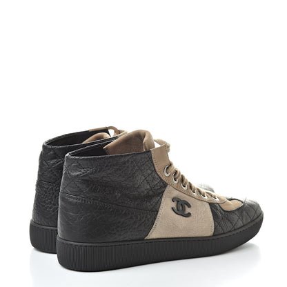 Chanel Washed Lambskin Quilted Lace Up CC Sneakers 39.5 Black Beige 4 of 11