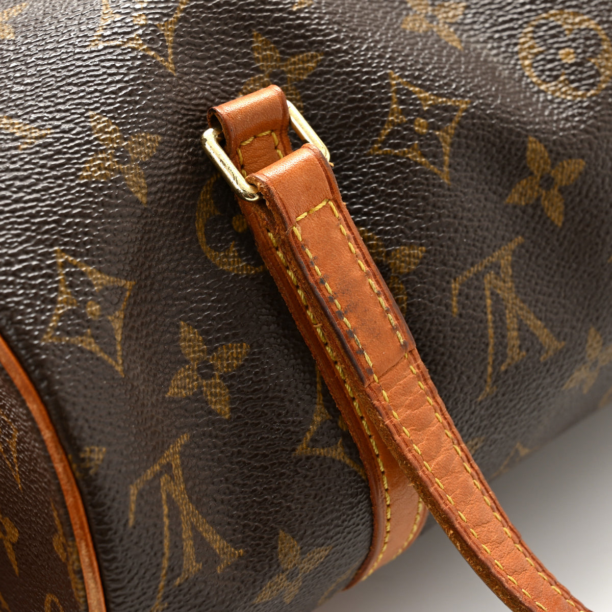 Louis Vuitton Monogram Papillon 26 14 of 14