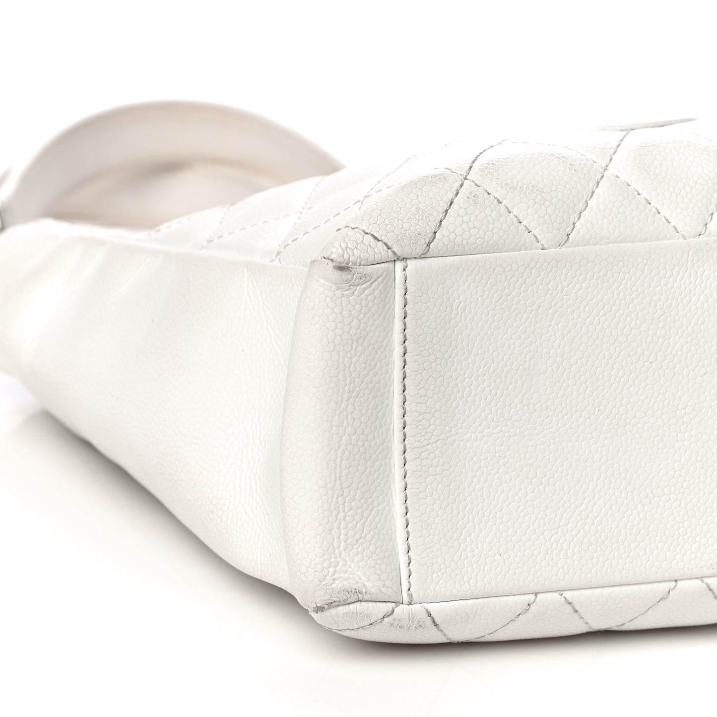Caviar Quilted Petit Shopping Tote PST White