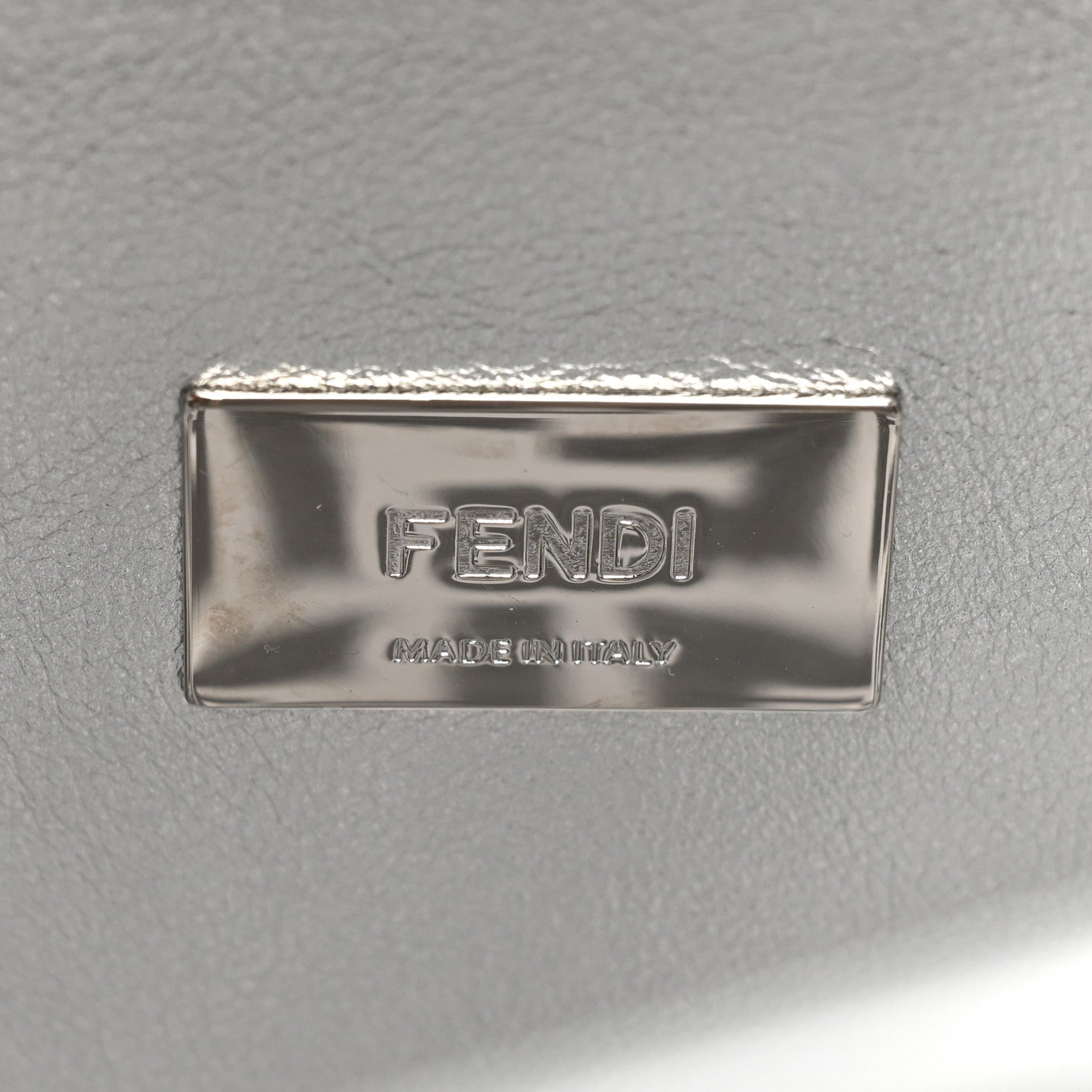 Fendi PVC Vitello Catalan Mirror Sequin FF Medium Peekaboo Iconic Satchel Argento 7 of 12