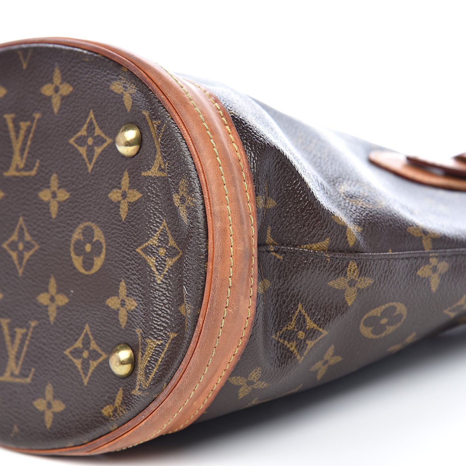 Louis Vuitton Monogram Petit Bucket 23 29 of 31