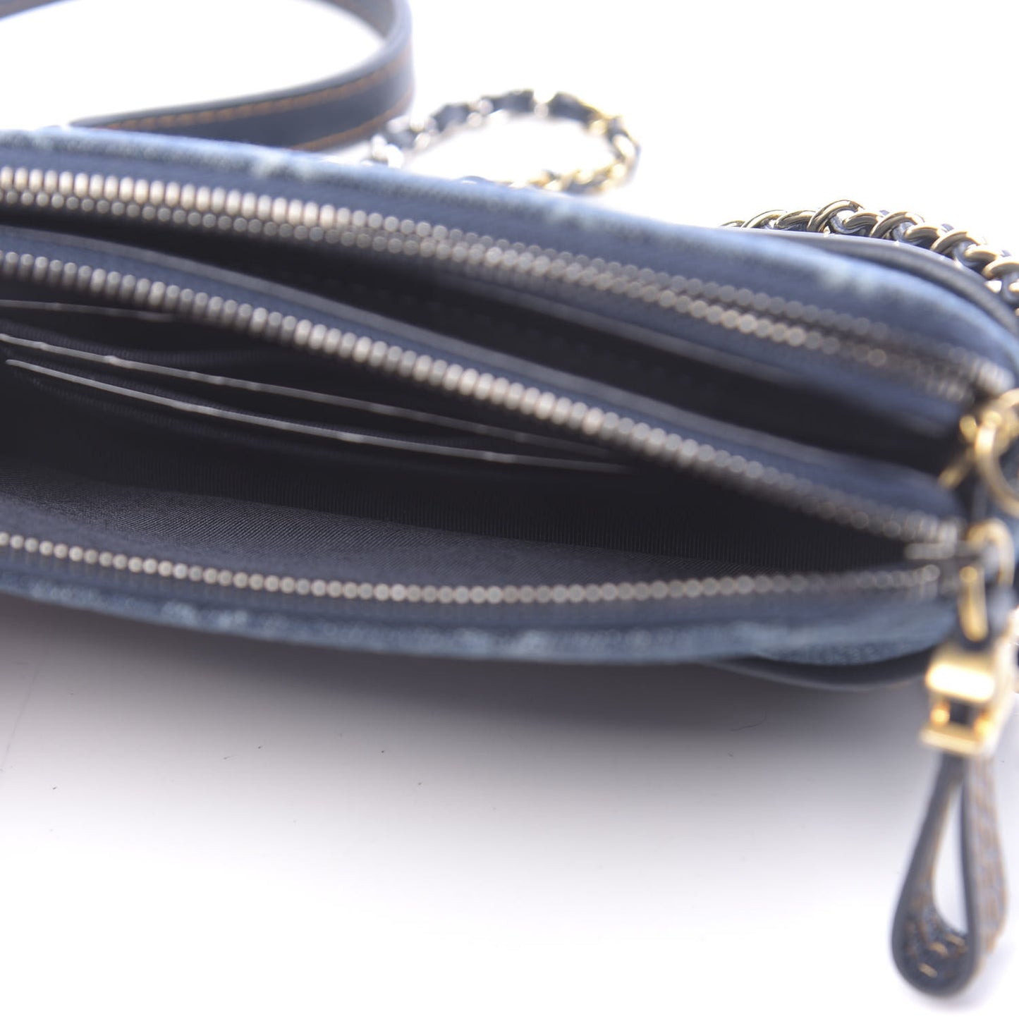 Denim Calfskin Quilted Small Gabrielle Clutch With Chain Blue