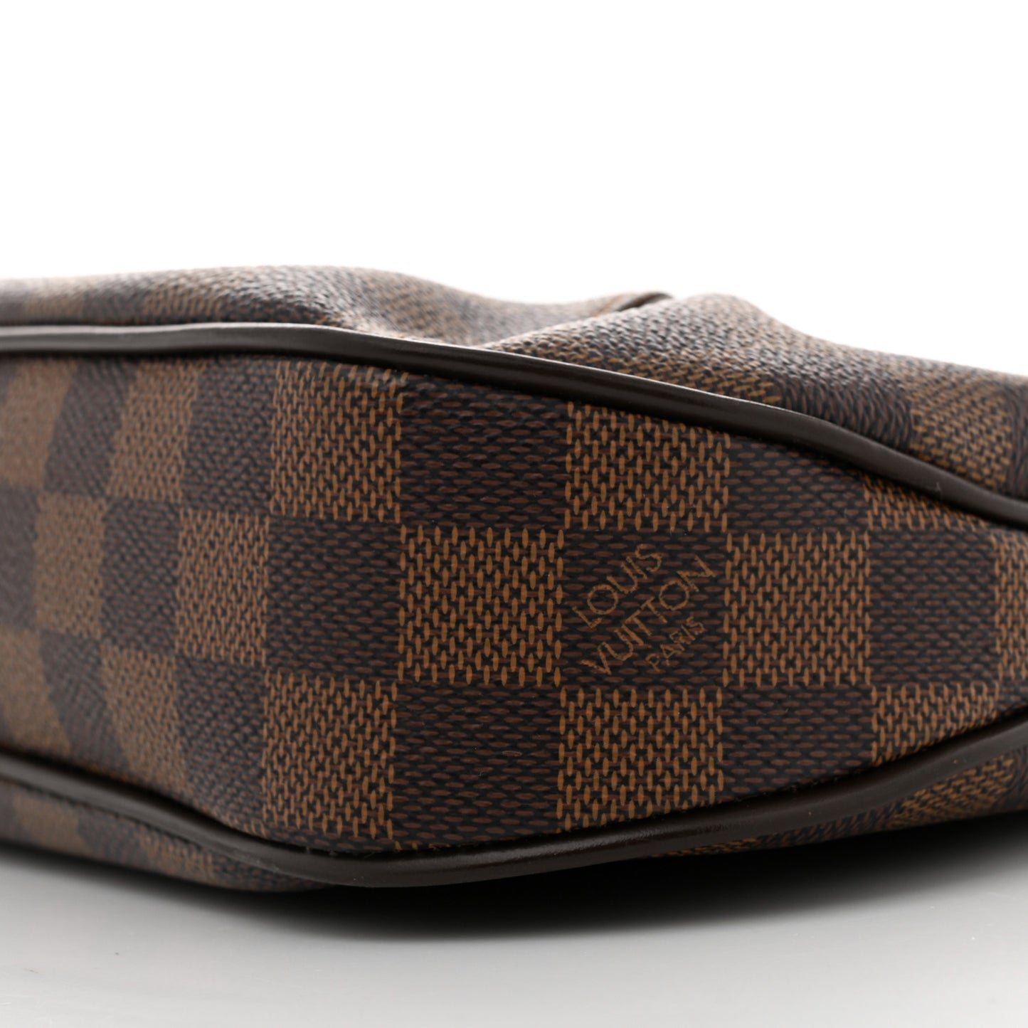 Damier Ebene Thames PM