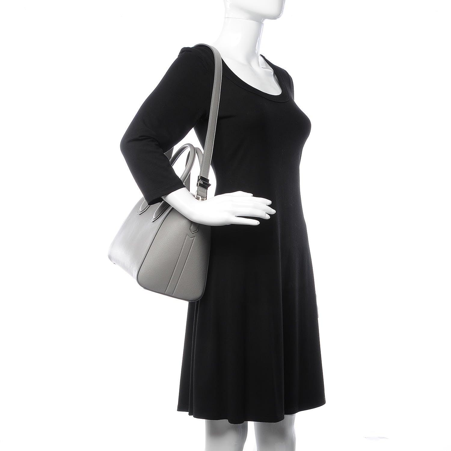 Givenchy Sugar Goatskin Small Antigona Pearl Grey 2 of 14