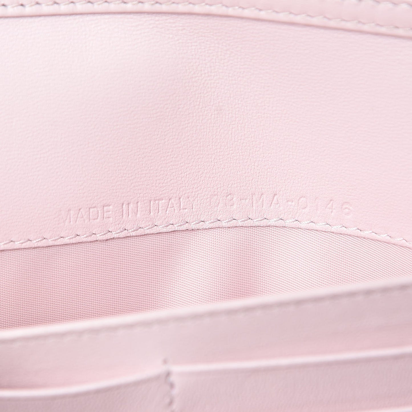 Grained Calfskin Diorama Croisiere Chain Wallet Pink
