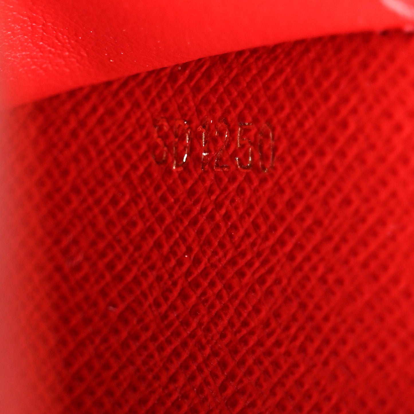 Damier Ebene Victorine Wallet Red