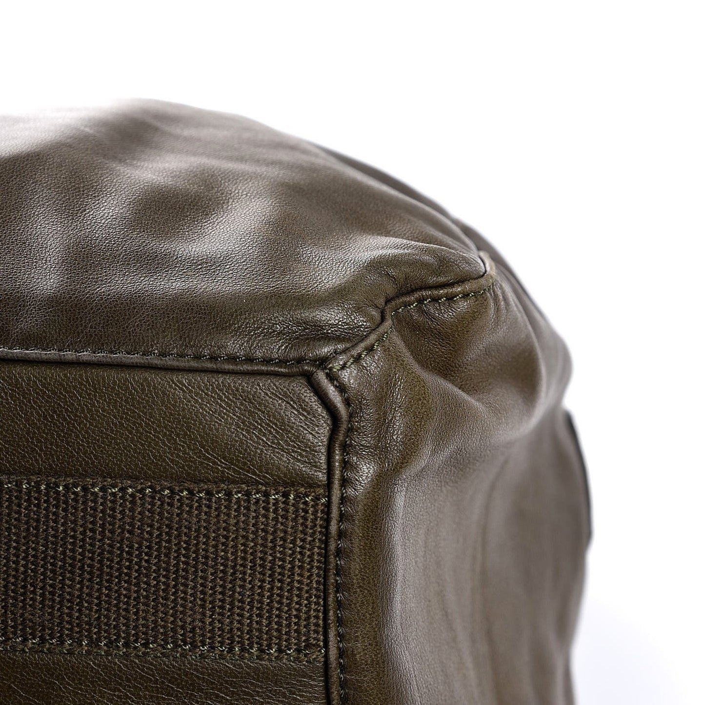 Agneau Large Chain Multipocket Shoulder Bag Green