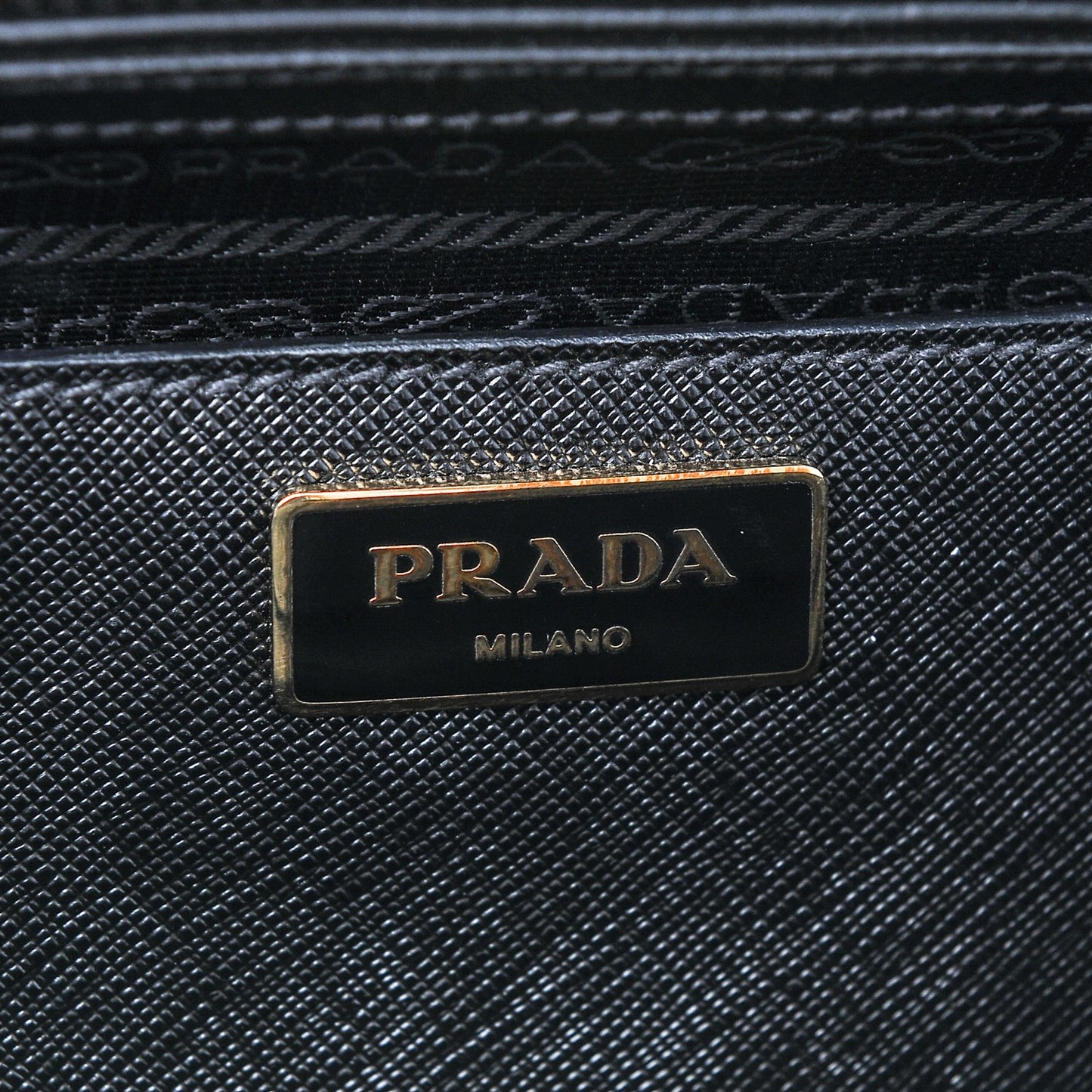 Saffiano Large Galleria Double Zip Tote Black