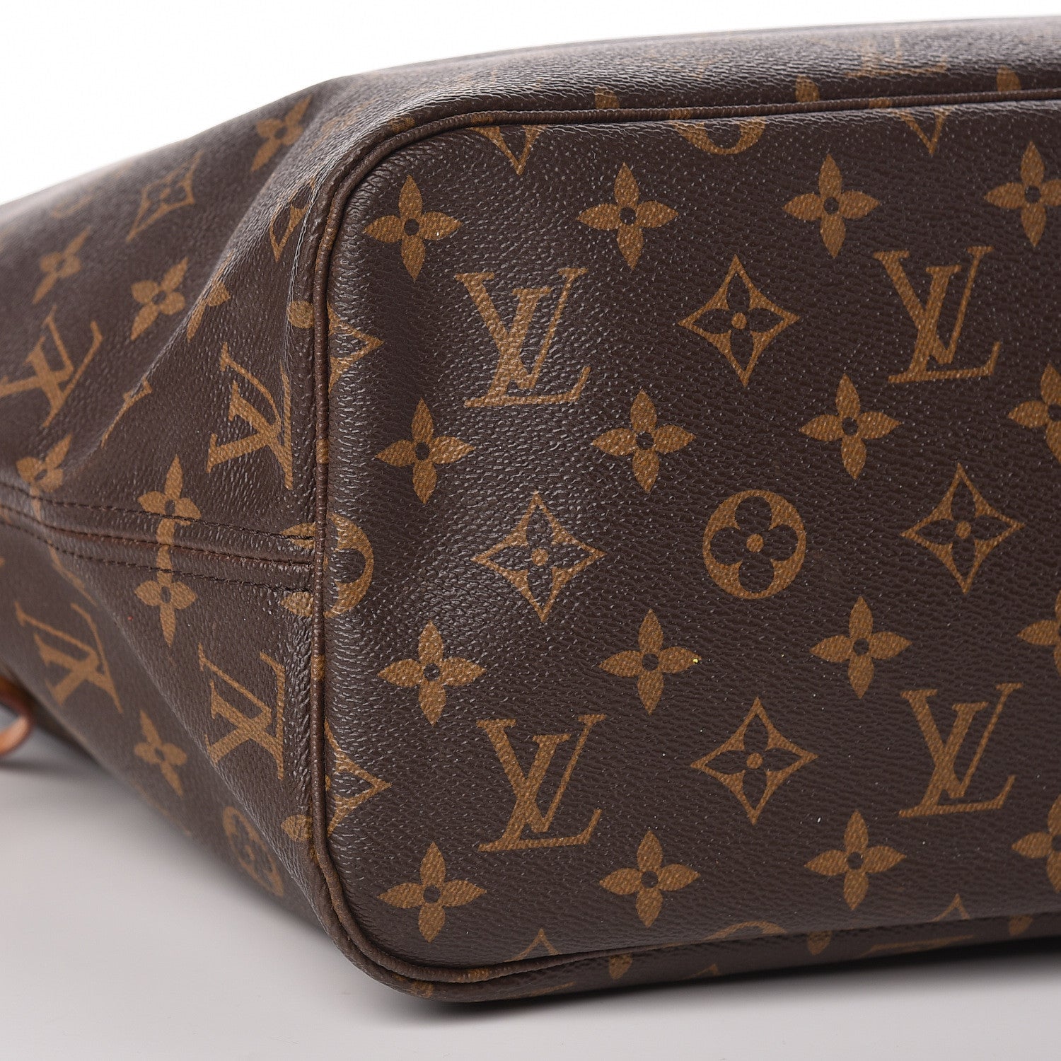 Louis Vuitton Monogram Neverfull MM 10 of 15