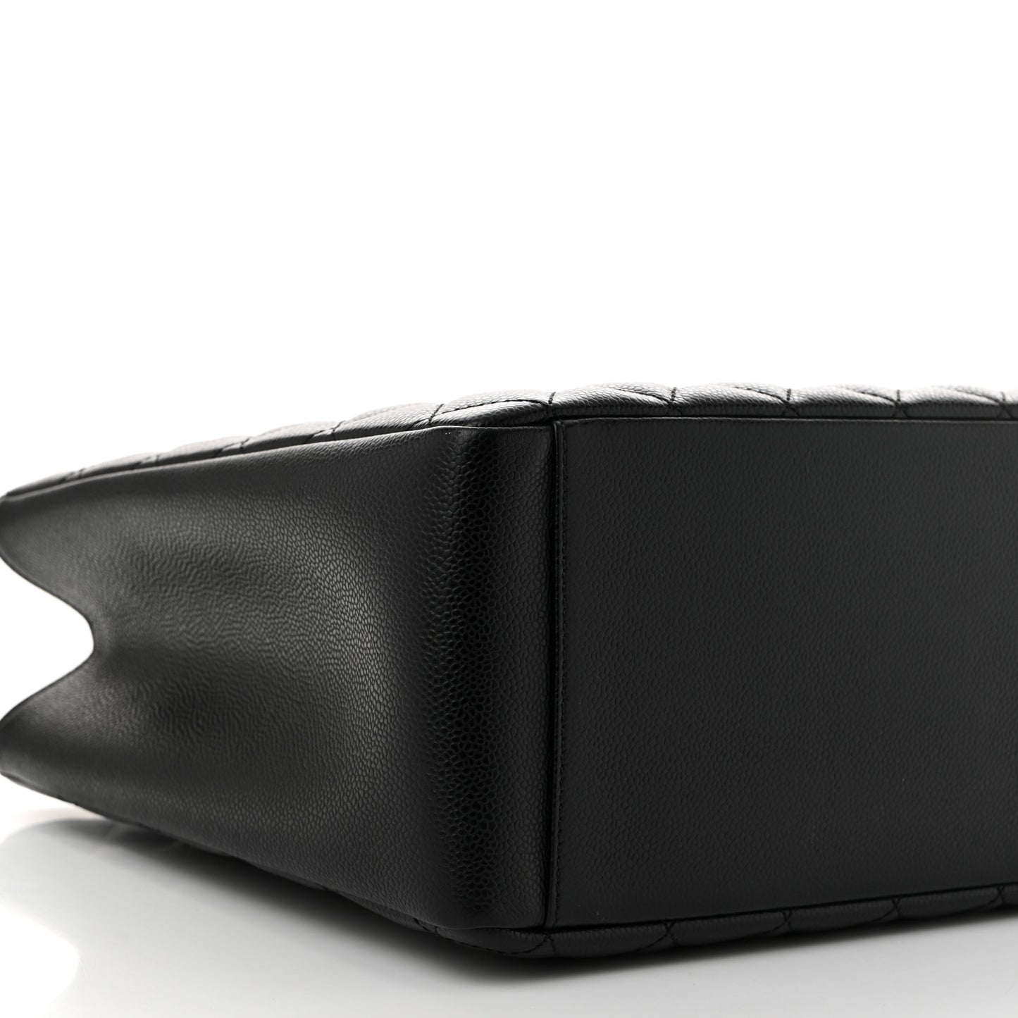 Quilted Grand Shopping Tote GST Black