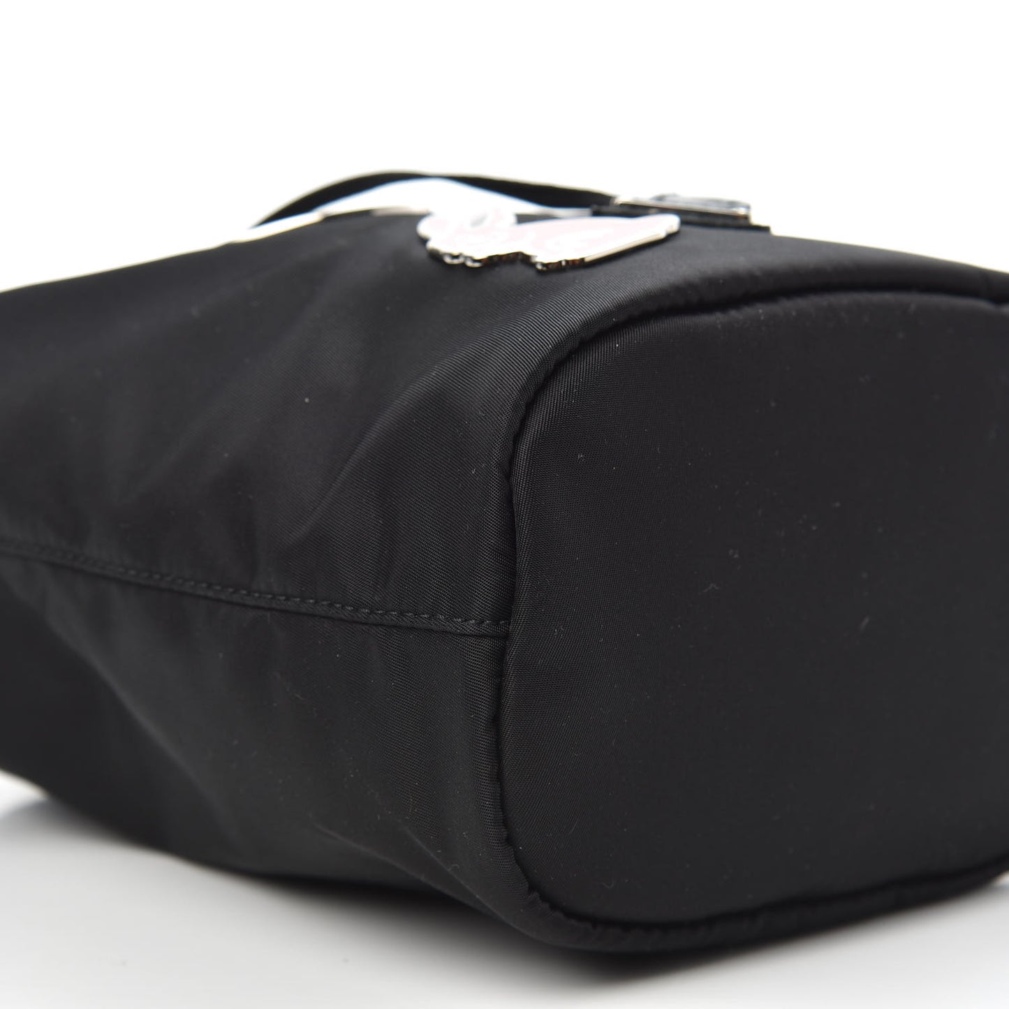 Tessuto Nylon Saffiano Smalto Bucket Wristlet Black