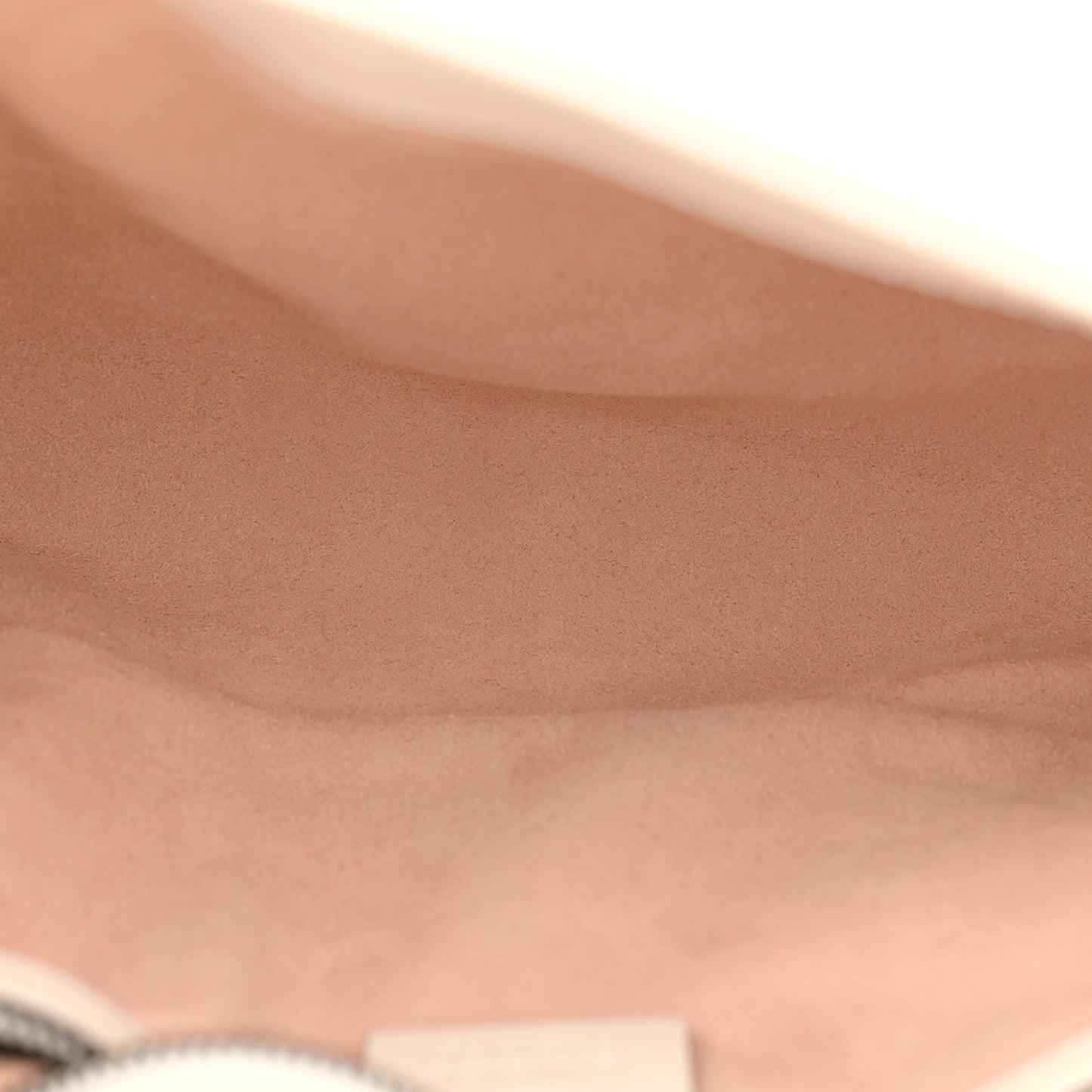 Calfskin Matelasse Small GG Marmont Shoulder Bag White