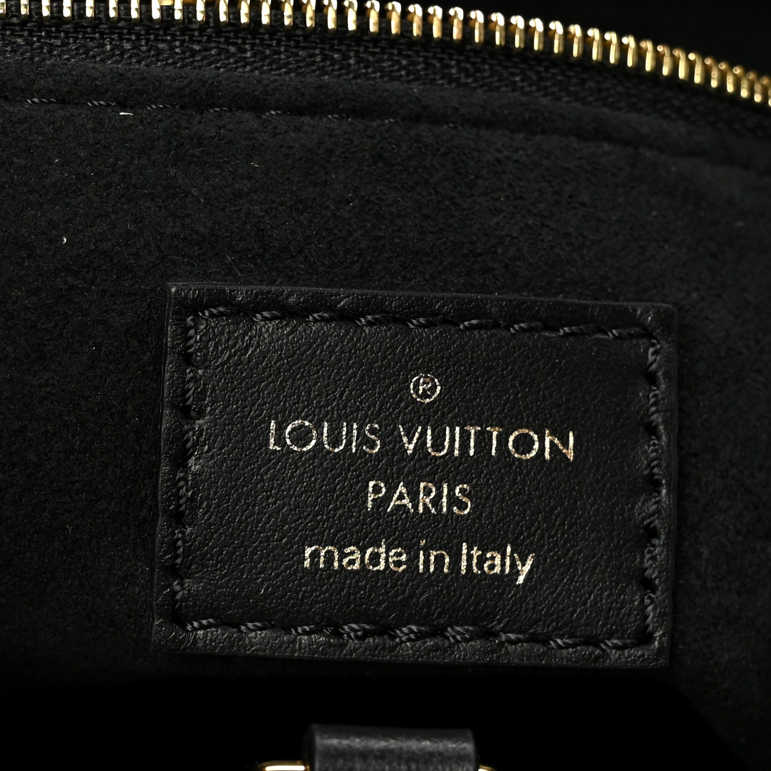 Louis Vuitton Empreinte Monogram Giant Onthego PM Black 5 of 8