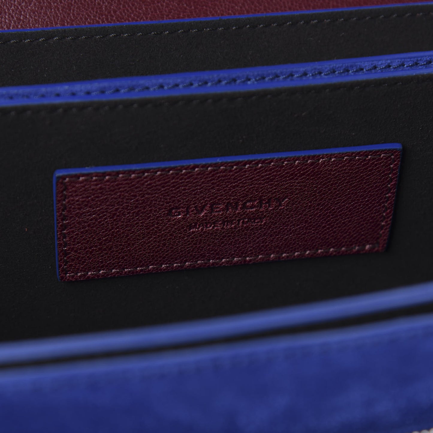 Goatskin Suede Medium GV3 Shoulder Bag Aubergine Blue