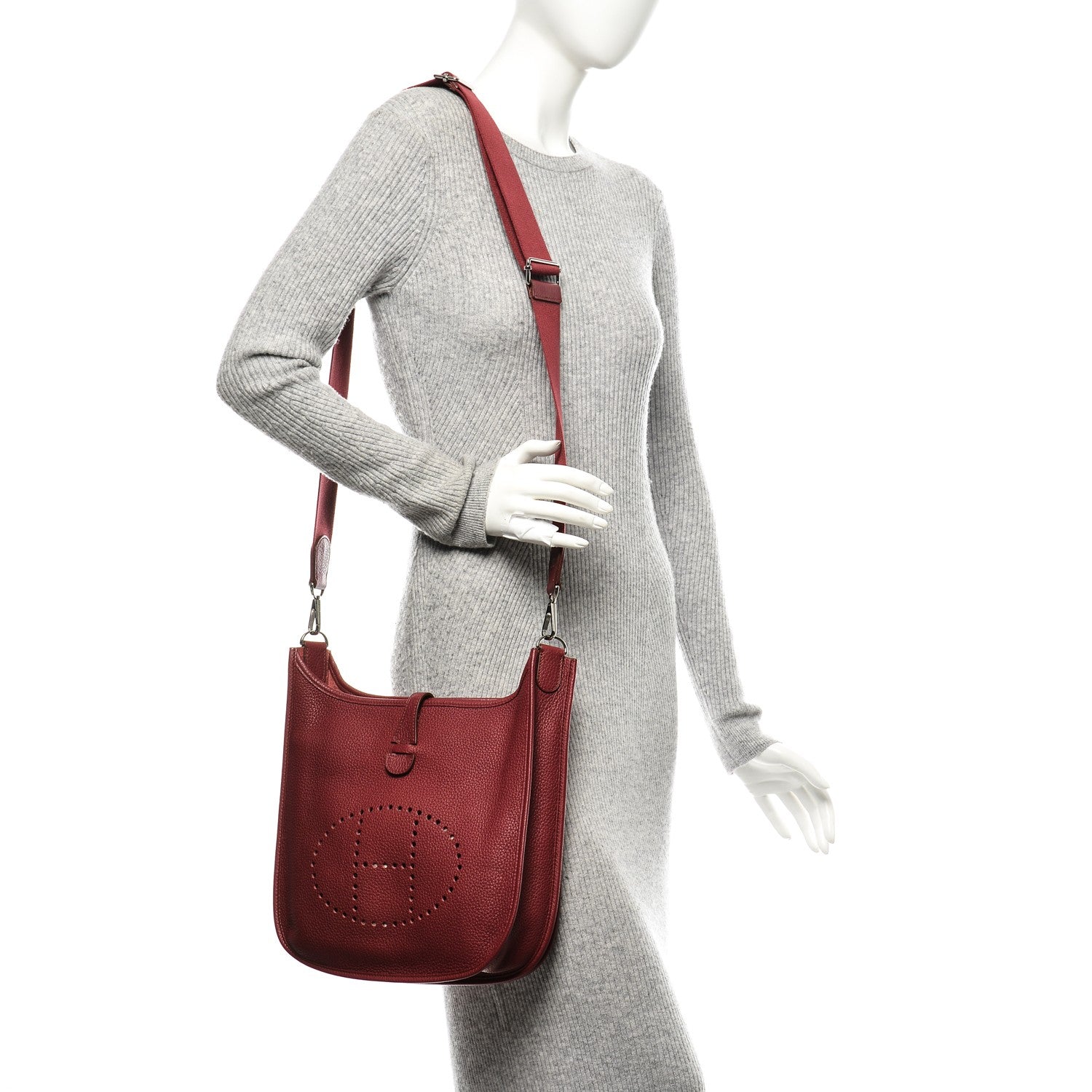 Hermes Taurillon Clemence Evelyne III PM Rubis 2 of 7