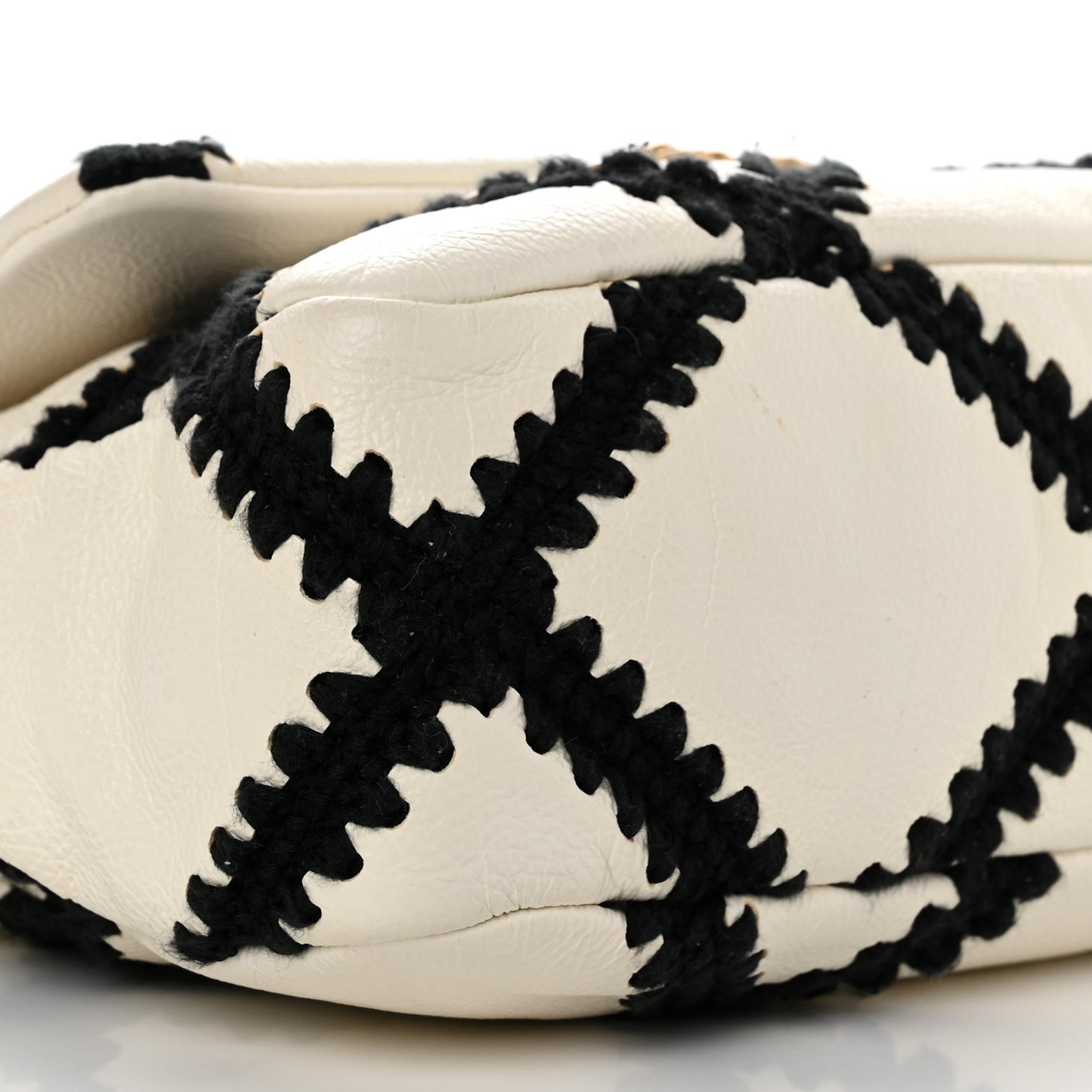 Calfskin Crochet Medium Chanel 19 Flap White Black